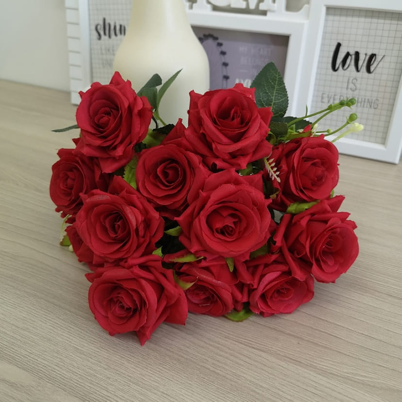 Искусственные цветы в Новокуйбышевске | Цветы искусственные «Розы острые», красные, букет