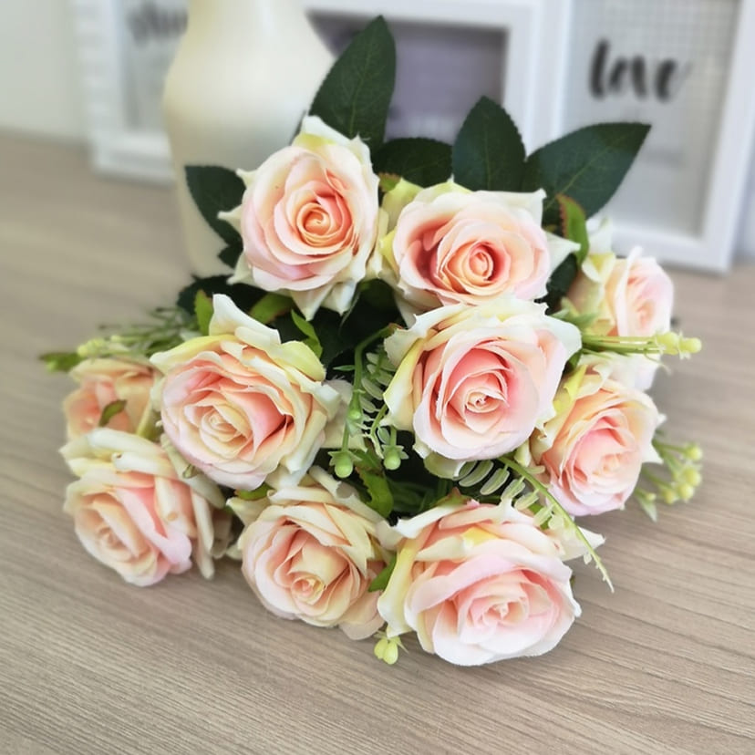 Искусственные цветы в Новокуйбышевске | Цветы искусственные «Розы острые», розовато-молочные, букет