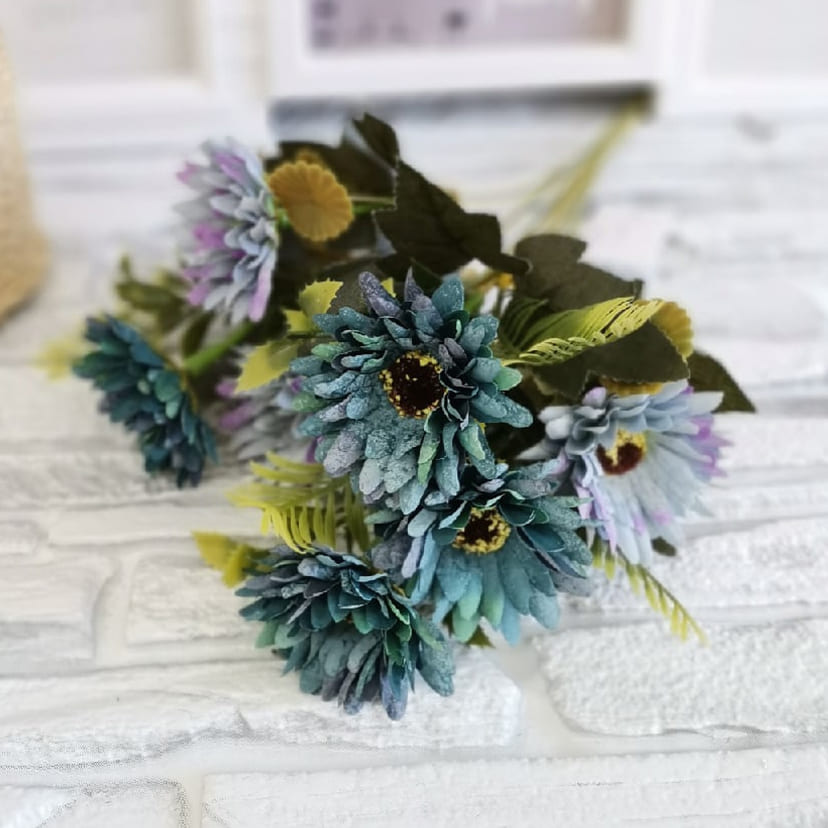 Искусственные цветы в Новокуйбышевске | Цветы искусственные «Ромашки», фиолетово-голубые, букет